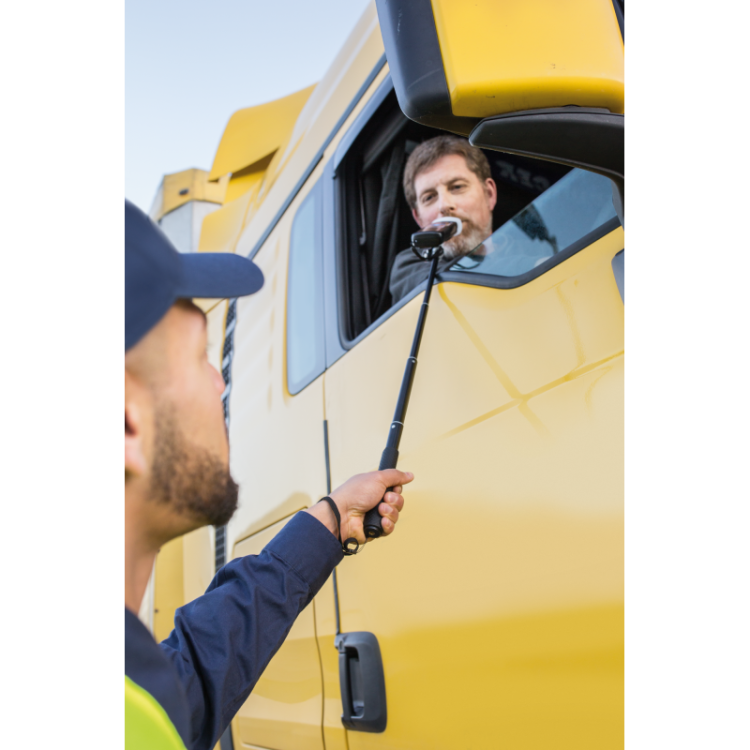 Alkomat przesiewowy Drager 5000.jpg