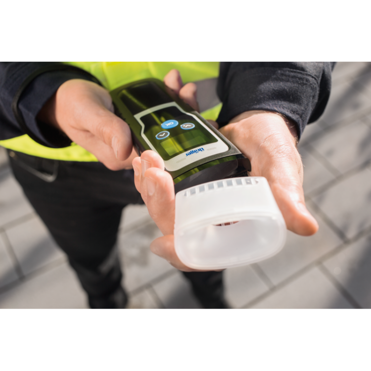 Alkomat przesiewowy Drager 5000.jpg